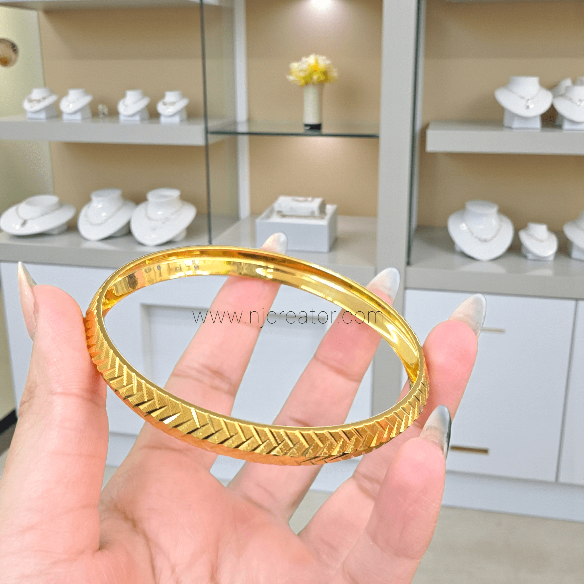 One Gram 22k Gold Kada | Classy and elegant looking with Real Gold finish | Product Code :- K260