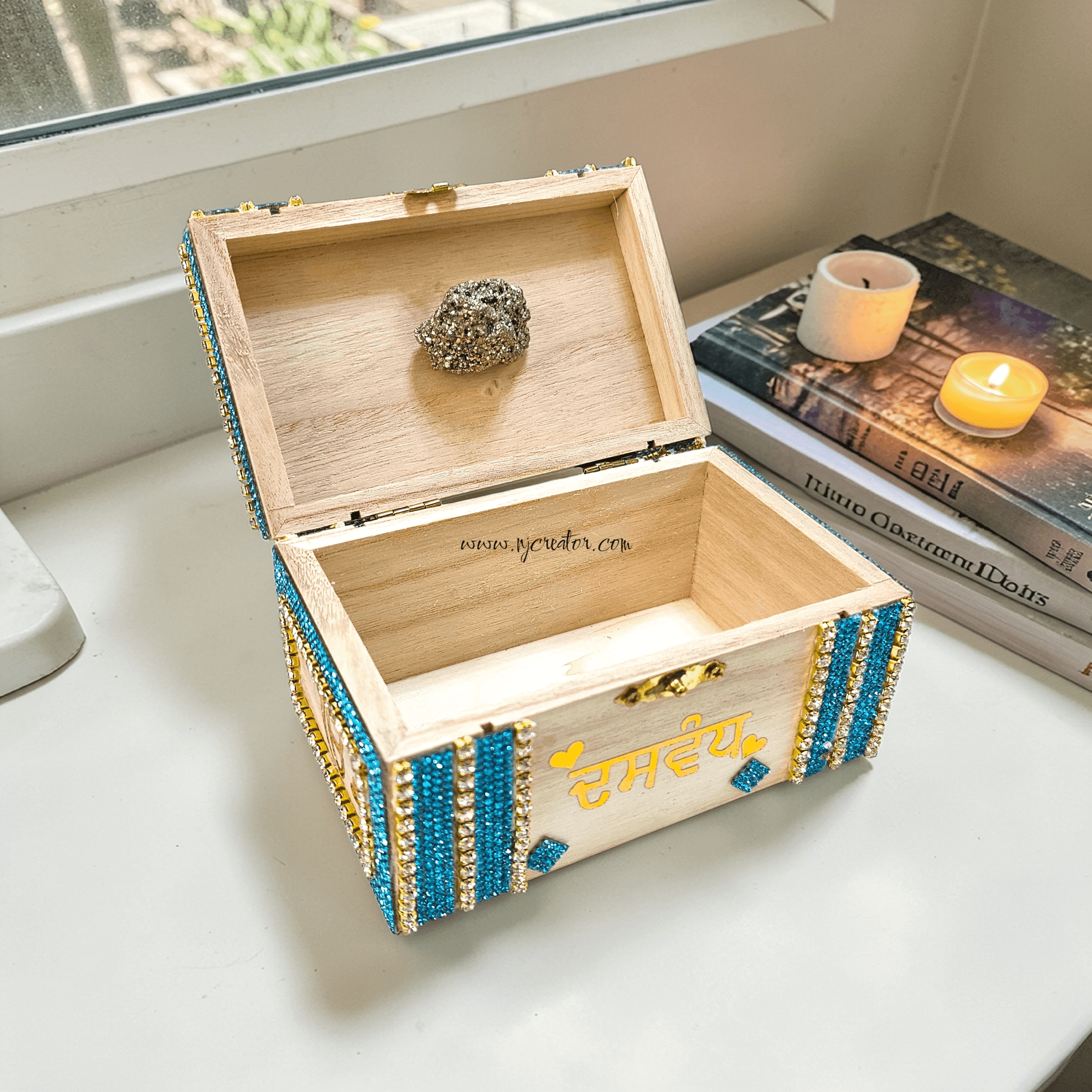 Daswand Box with or without pyrite Stone | Pyrite stone attracts prosperity, business growth, and financial stability | DAS122 (Copy) - Image 2